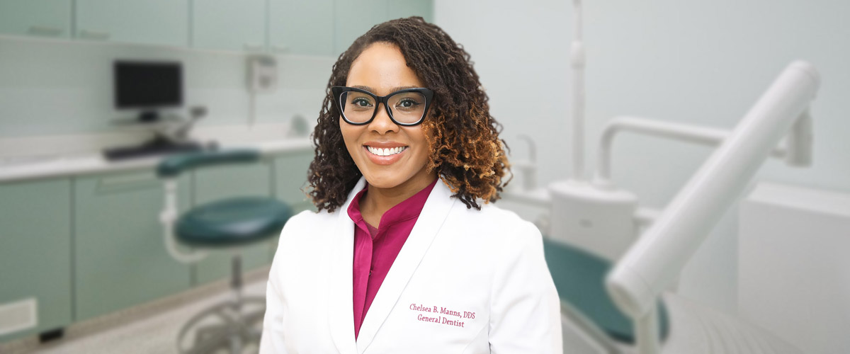 Dentist Dr. Chelsea Manns Joins Laurel Dental